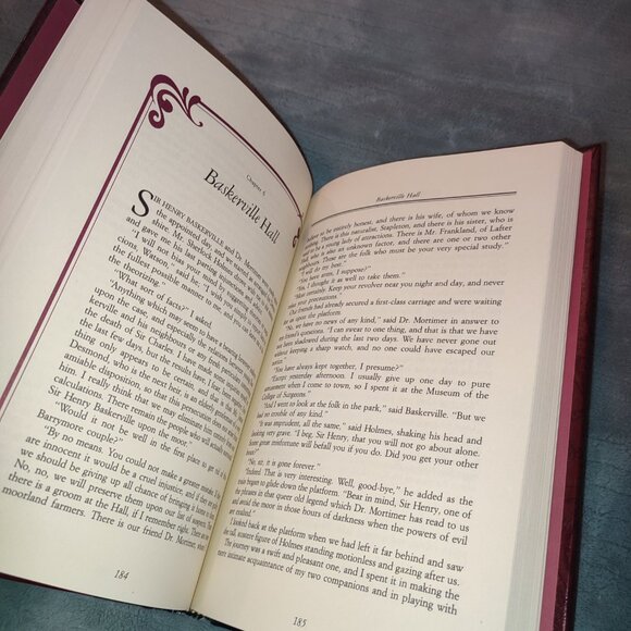 Book Deluxe Edition Sherlock Holmes A study in Scarlet Hound Baskervilles - Picture 8 of 9